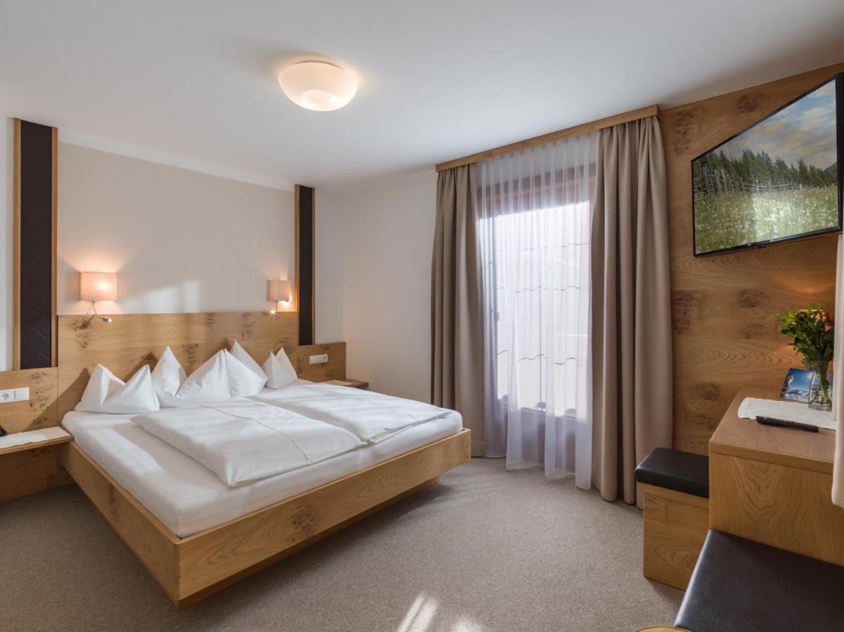 Hotel Koessler Tux Εξωτερικό φωτογραφία